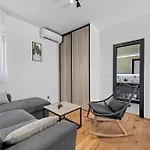 Lav Lux Elegant With Private Heated Pool Villa