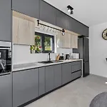 Lav Lux Elegant With Private Heated Pool Villa Mlini