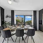 Lav Lux Elegant With Private Heated Pool Villa
