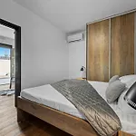 Lav Lux Elegant With Private Heated Pool Villa *