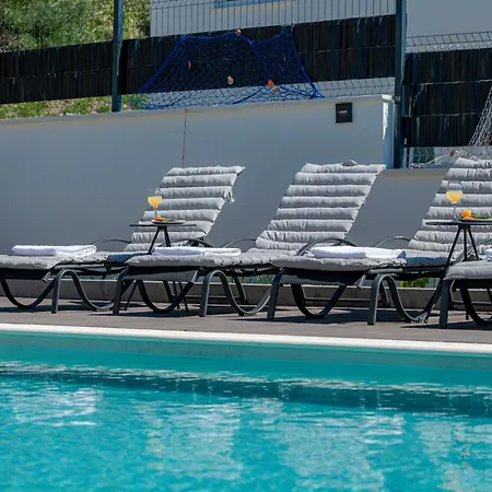 Villa Lav Lux Elegant With Private Heated Pool Mlini