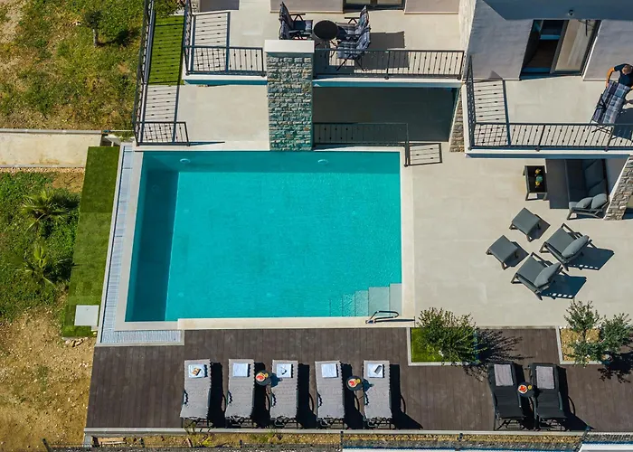 Lav Lux Elegant With Private Heated Pool * Mlini