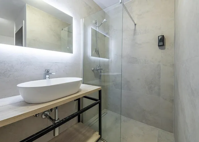 Villa Lav Lux Elegant With Private Heated Pool