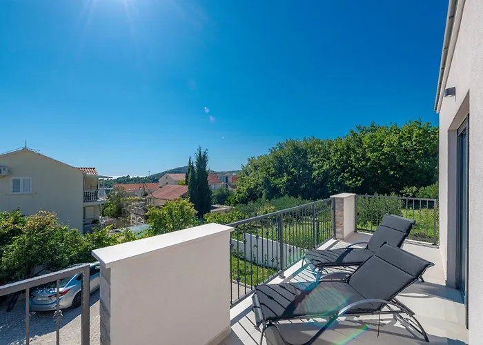Lav Lux Elegant With Private Heated Pool Mlini