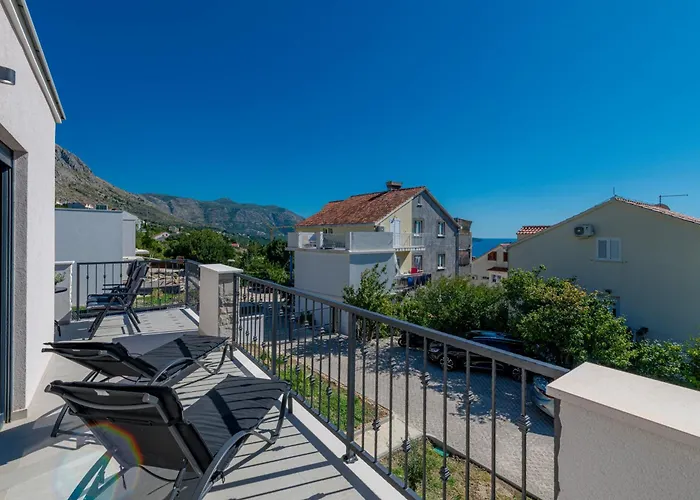 Lav Lux Elegant With Private Heated Pool Villa *