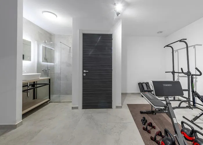 Lav Lux Elegant With Private Heated Pool * Mlini