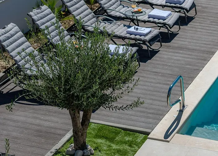 Villa Lav Lux Elegant With Private Heated Pool Mlini
