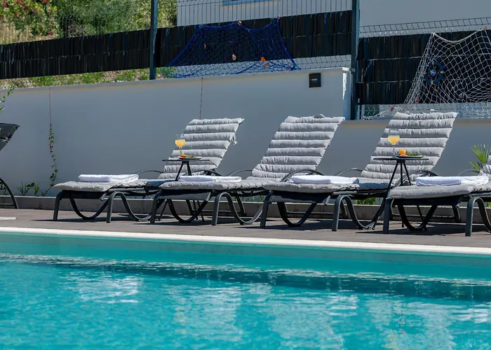 Villa Lav Lux Elegant With Private Heated Pool Mlini