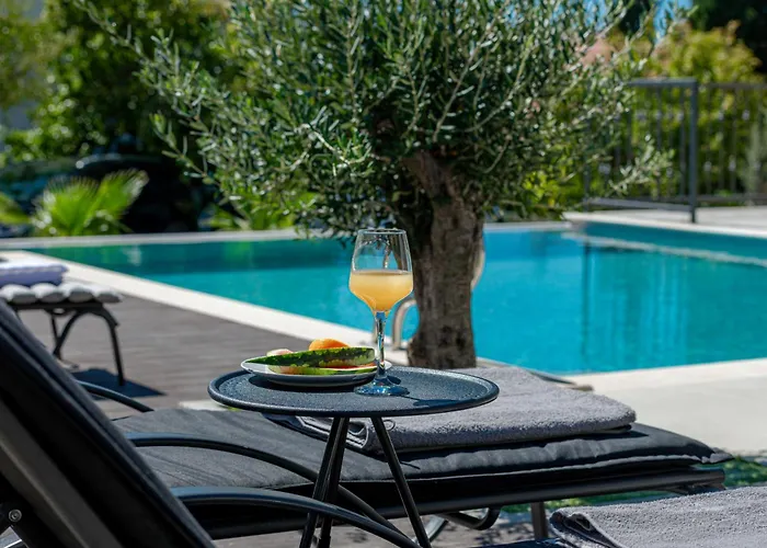 Lav Lux Elegant With Private Heated Pool * Mlini