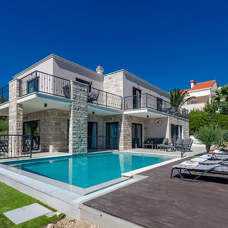 Lav Lux Elegant With Private Heated Pool *