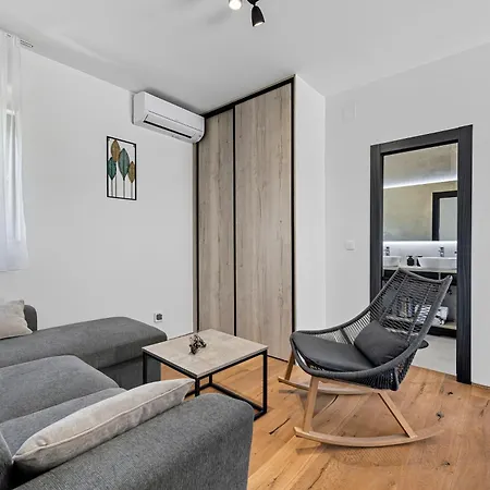 Lav Lux Elegant With Private Heated Pool Villa