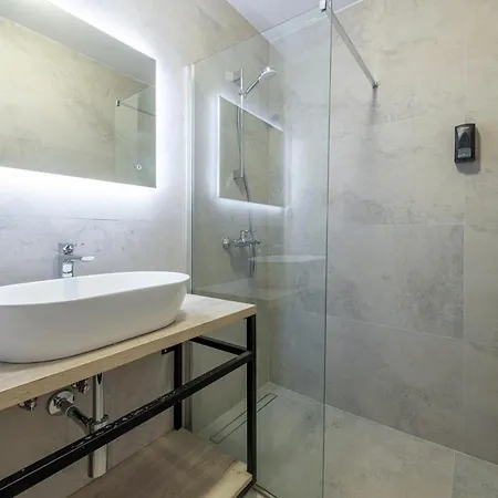 Villa Lav Lux Elegant With Private Heated Pool