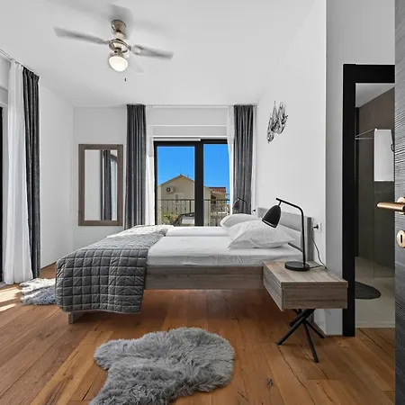 Lav Lux Elegant With Private Heated Pool Mlini