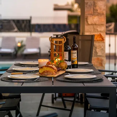 Lav Lux Elegant With Private Heated Pool Mlini