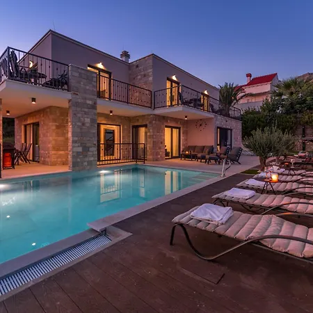 Lav Lux Elegant With Private Heated Pool Villa